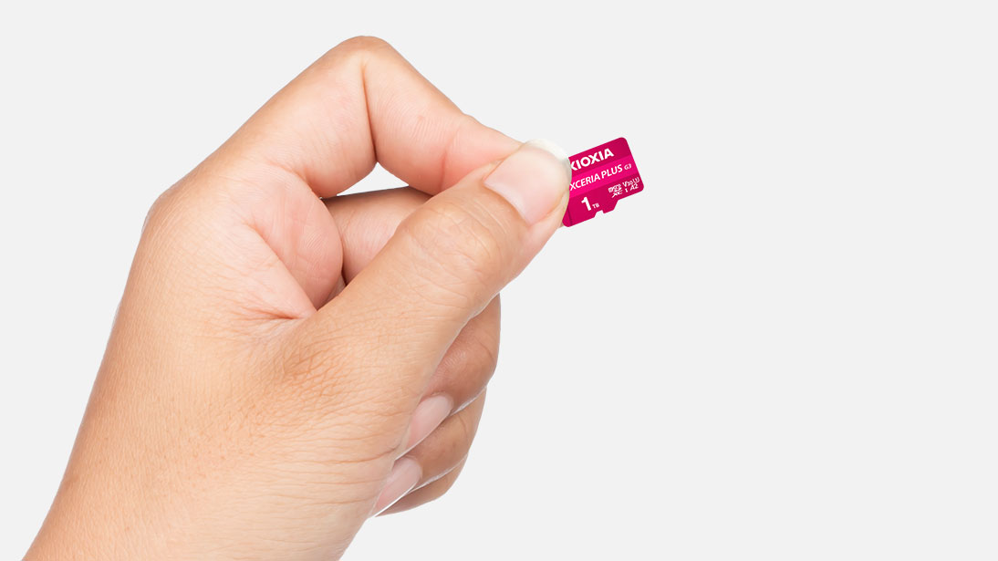 Image of EXCERIA PLUS G3 microSD - 05