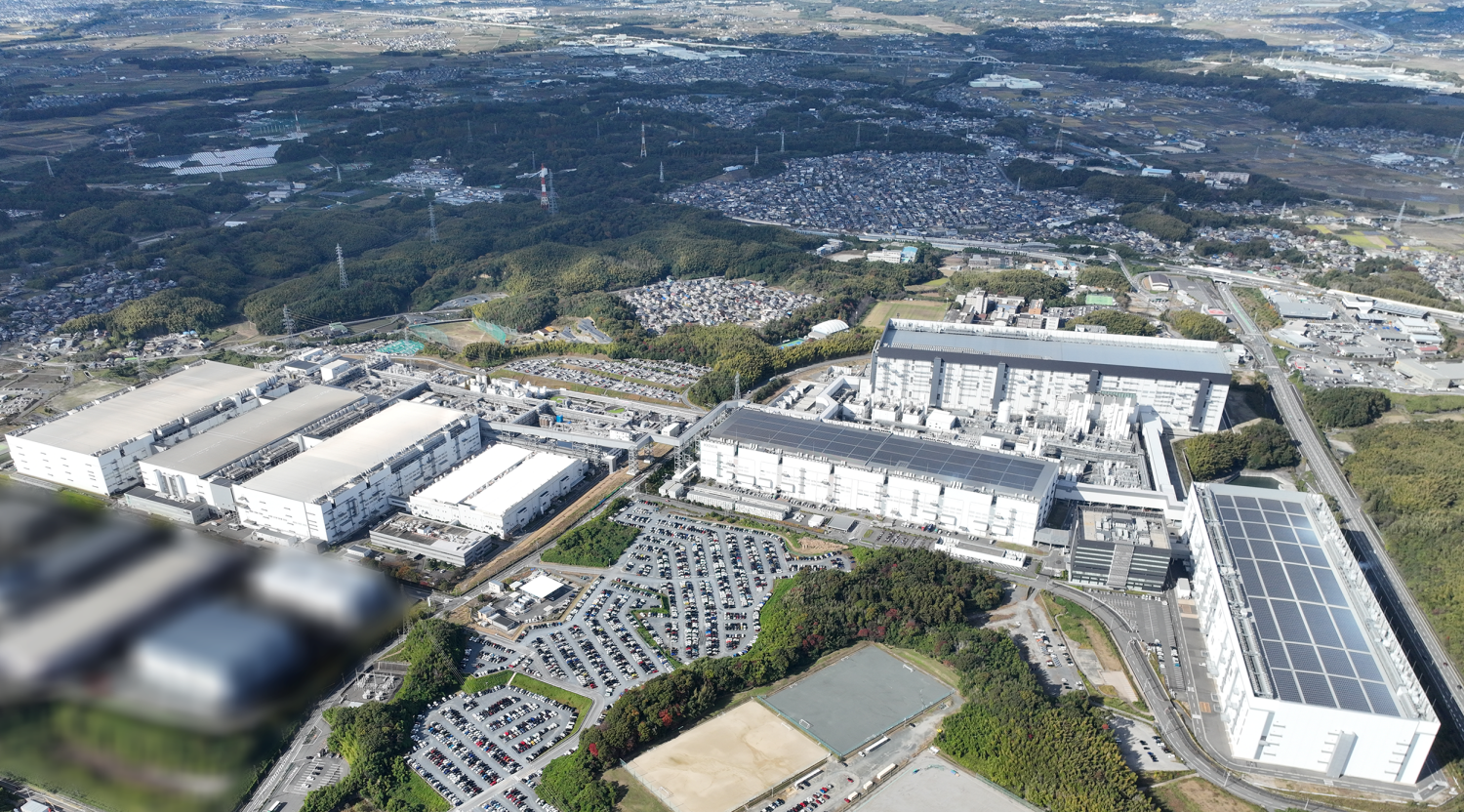 铠侠四日市工厂全景